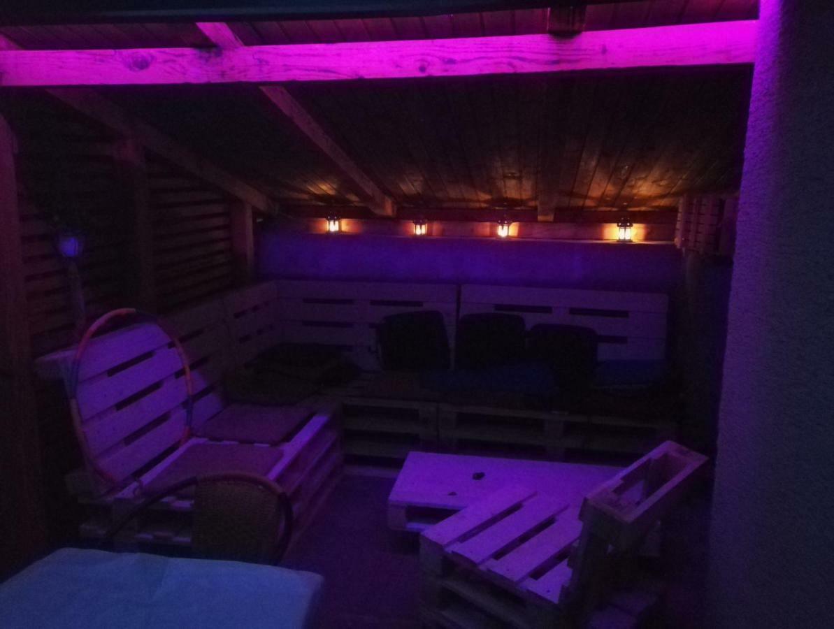 Apartmani Lovro أوغولين المظهر الخارجي الصورة